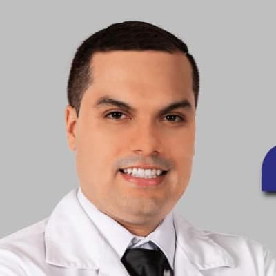 Dr. Nelson Villalobos